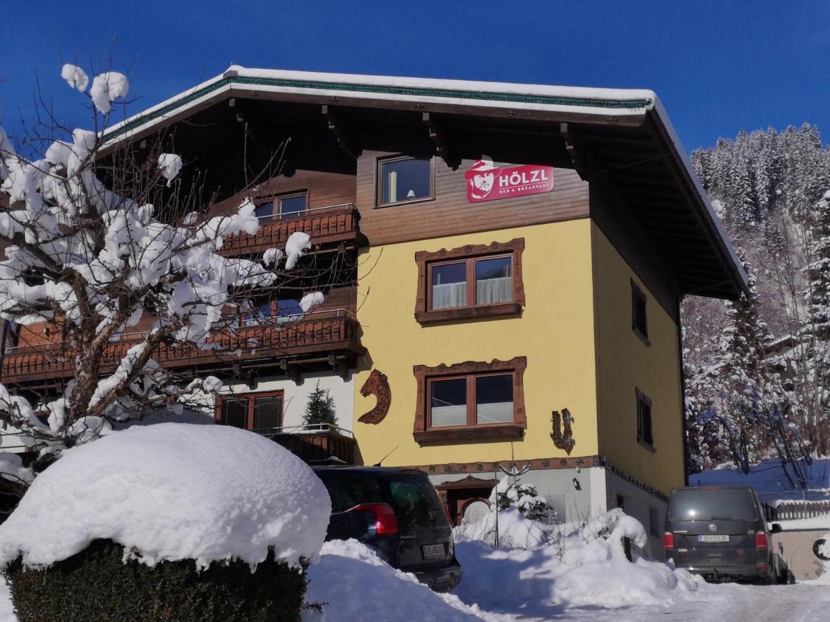 Hoelzl Bed & Breakfast Neukirchen am Großvenediger Extérieur photo