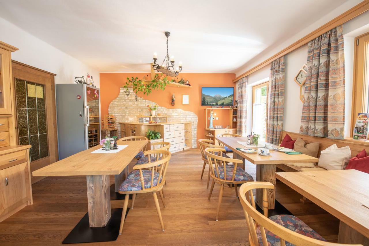 Hoelzl Bed & Breakfast Neukirchen am Großvenediger Extérieur photo
