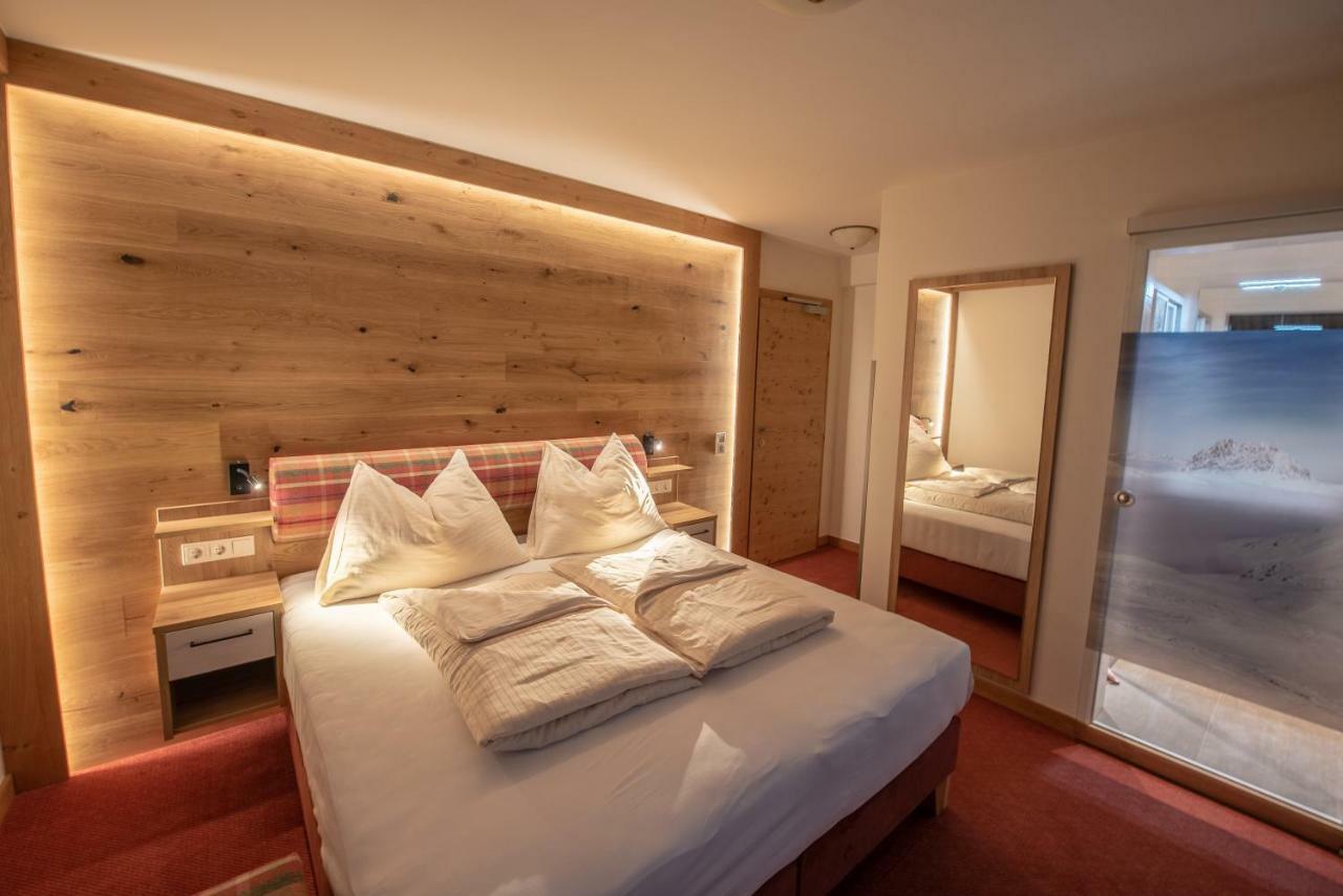 Hoelzl Bed & Breakfast Neukirchen am Großvenediger Extérieur photo